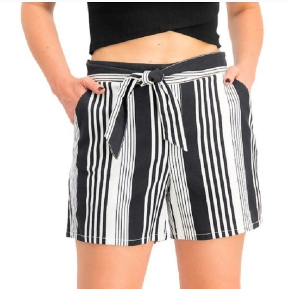 INC International Concepts Shorts Black White Paper Bag Tie Front Belt Large NEW